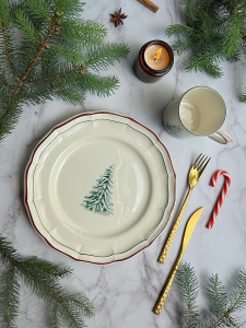 Gien Filet Noel Тарелка для основного блюда, диаметр - 26 см, цвет - белый, зеленый, красный