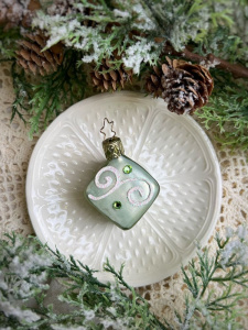 Inge Glas Стеклянная елочная игрушка Мятная конфета, размер - 6 см, цвет - фисташковый