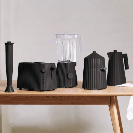 Alessi Plisse Электрический чайник, объем - 1,7 л, цвет - черный матовый
