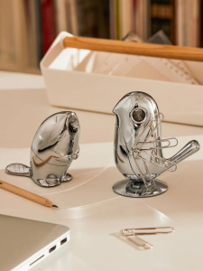 Alessi Chip Металлический магнитный держатель для скрепок, размеры: 9,5х9,5х10,5h см