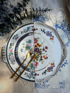 Seletti Hybrid Фарфоровый поднос Dorotea, размеры: 35х35х1,5 см, разноцветный