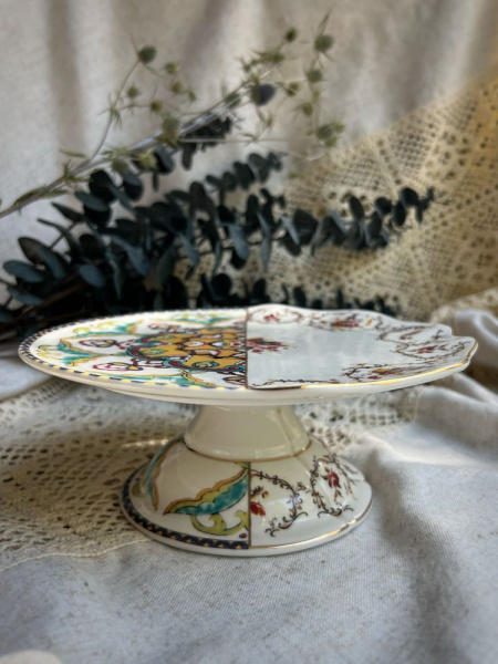 Seletti Hybrid Фарфоровая подставка для торта Leandra, 20х20х8h см, разноцветный