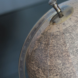 AM Глобус на подставке, 34x34х61 см, коричневый