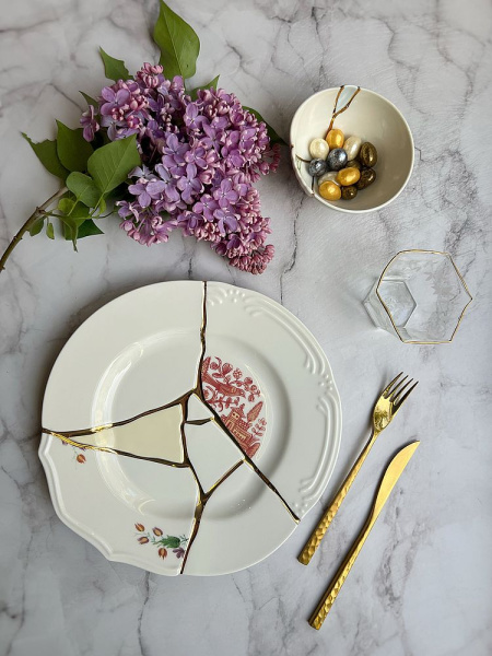 Seletti Kintsugi Тарелка для основного блюда, диаметр - 27.5 см, цвет - белый, красный, золотой