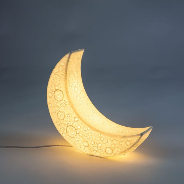 Seletti Настольная лампа My Tiny Moon, размеры: 36,9х10х33 см, цвет - белый