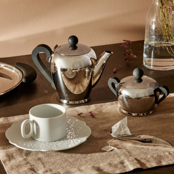 Alessi Dressed Фарфоровая чайная пара, объем - 170 мл, цвет - белый