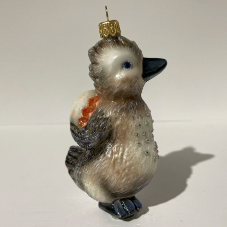 Mysteria Стеклянная елочная игрушка Гадкий утенок, ширина - 6 см, высота - 10 см