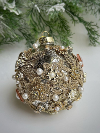 ShiShi Елочная игрушка Шар с кружевом и кристаллами, диаметр - 11 см, цвет - золотой