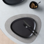 Lind Dna Фигурная тарелка из каменной керамики, 30х26 см, черный
