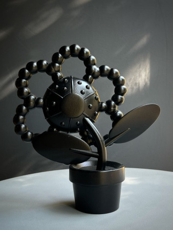 Ivanovartist Toy Artistflawer Керамическая статуэтка Черный цветок, высота - 20 см