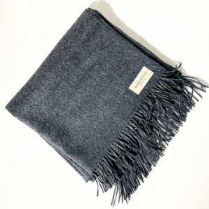 Eskimo Apus Decke Anthrazit Плед из шерсти альпаки, размеры: 130х200 см, цвет - антрацит