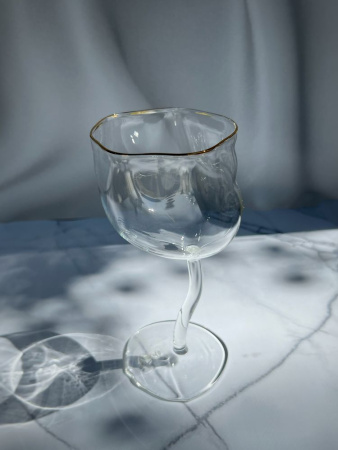Seletti Classics on Acid Бокал для вина Traditional, размеры: 9,5х9,5х20 см, цвет - прозрачный
