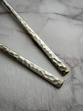 Degrenne Fuse Martele Laiton Набор из 2 сервировочных ложек для салата, 26 см, нержавеющая сталь