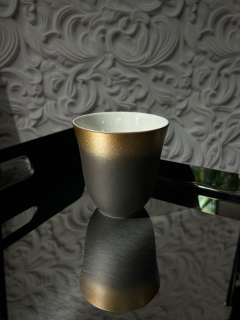 Degrenne Illusions Фарфоровый стакан для чая или кофе, меняющий цвет, объем - 250 мл, коричневый